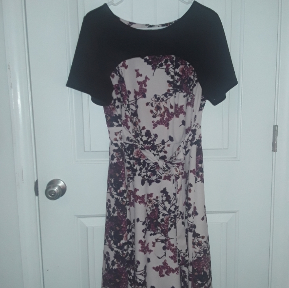 Retro style pink floral dress plus size